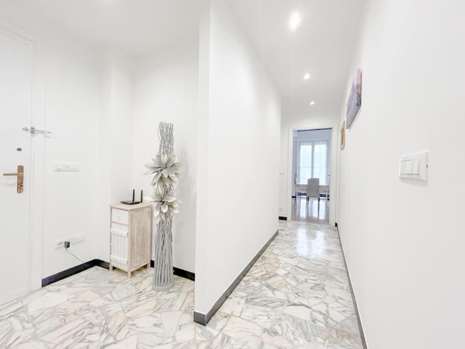 Elegant Apartment - Wifi - Smart Tv - Netflix Генуя Екстер'єр фото